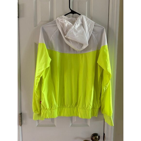 Nike Lightweight Jacket - Picture 2 of 4